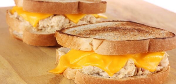 Tuna & cheese sandwich