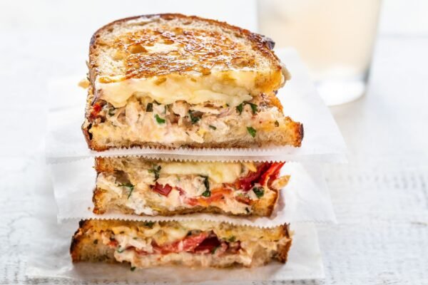 Tuna & cheese sandwich