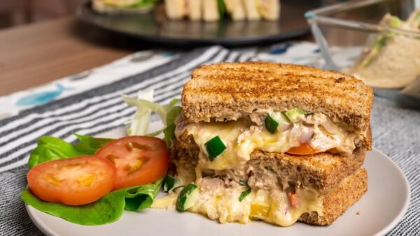 Tuna & cheese sandwich